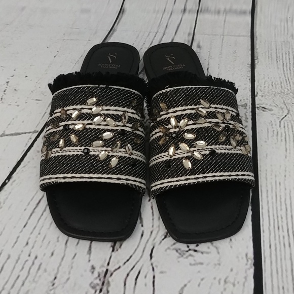 Simply Vera Charden Jeweled Black Sandals - Picture 6 of 8